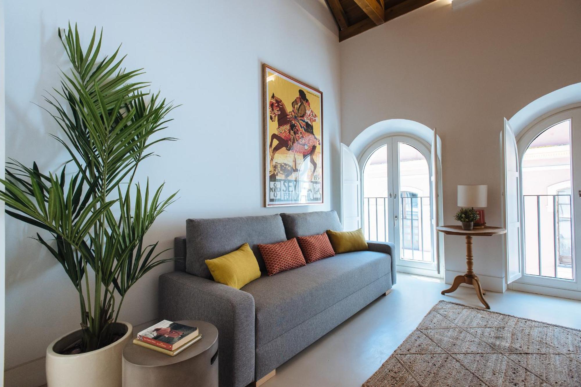 Eva Recommends Castellar Pool & Terrace Apartment *