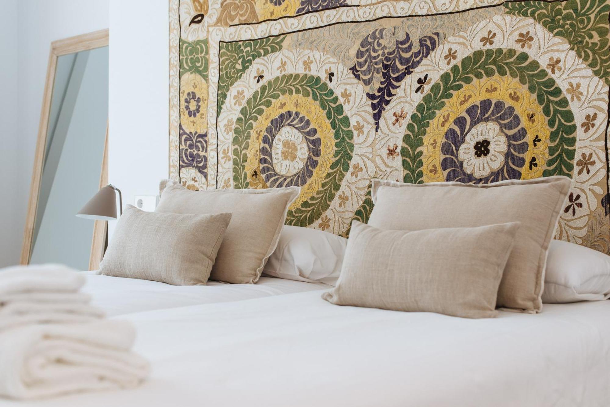 Eva Recommends Castellar Pool & Terrace Appartement *