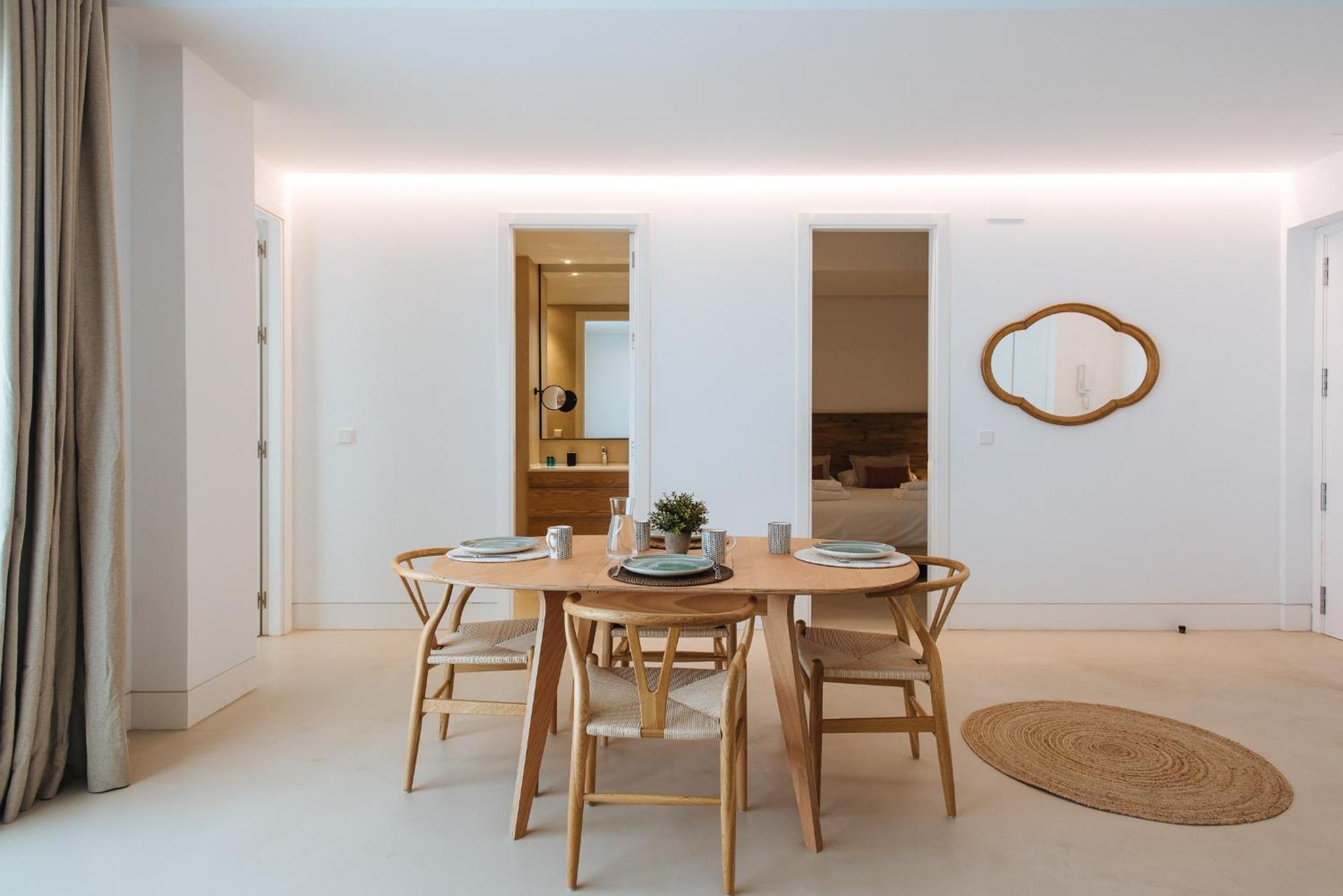 Eva Recommends Castellar Pool & Terrace Appartement
