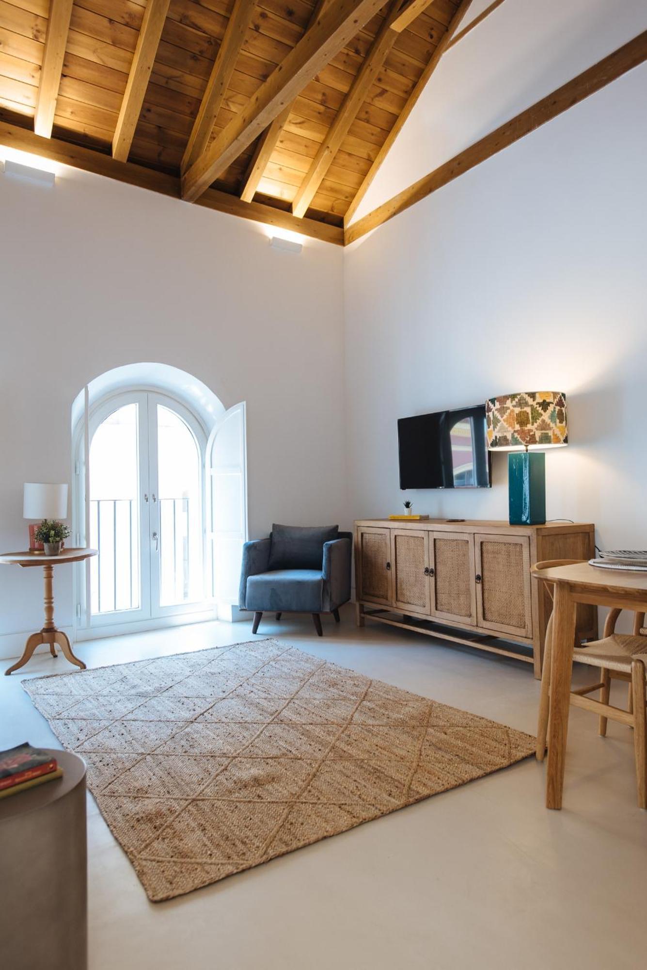 Eva Recommends Castellar Pool & Terrace Séville