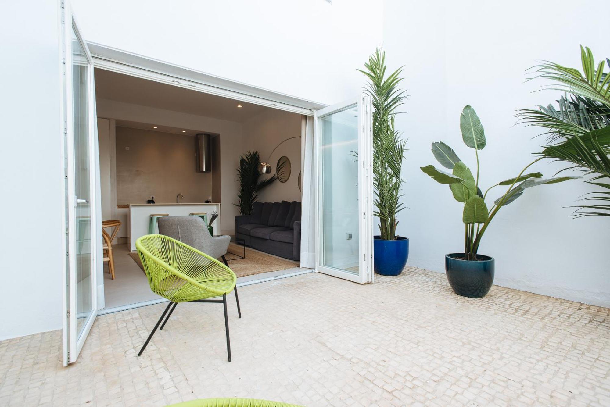 Eva Recommends Castellar Pool & Terrace * Séville