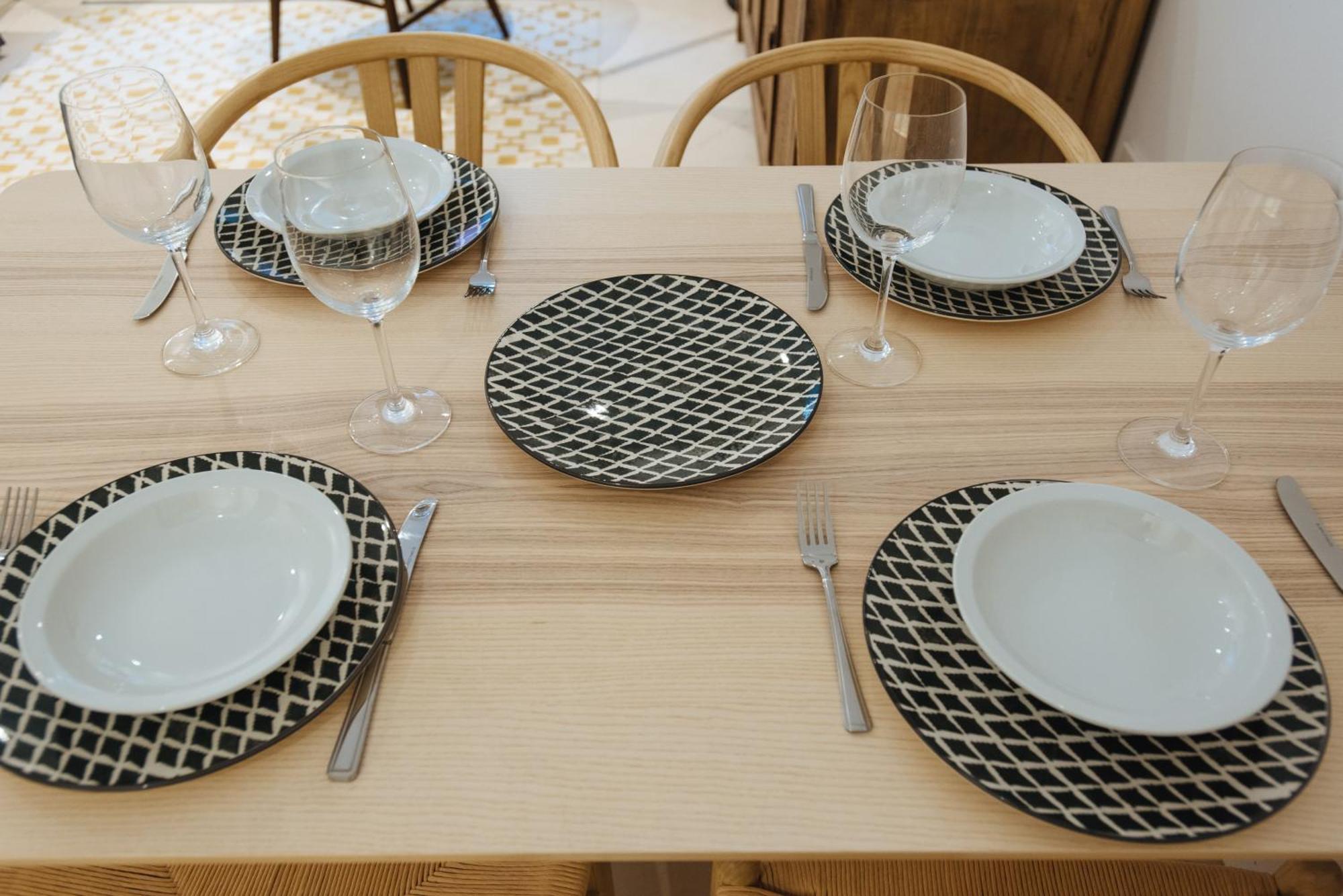 Eva Recommends Castellar Pool & Terrace Appartement *